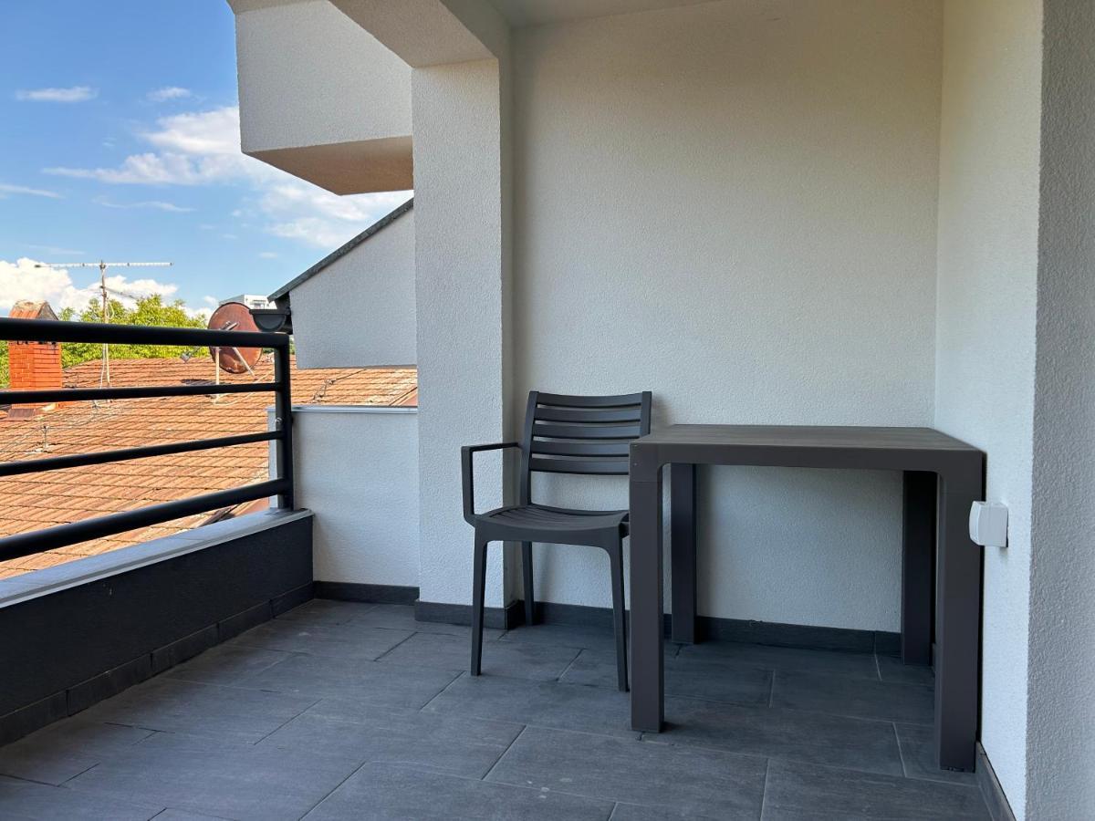 La Casa Apartments 雅戈丁那 外观 照片