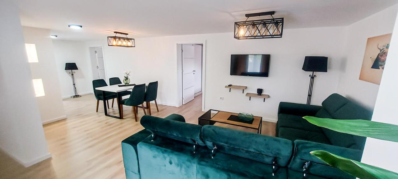 La Casa Apartments 雅戈丁那 外观 照片