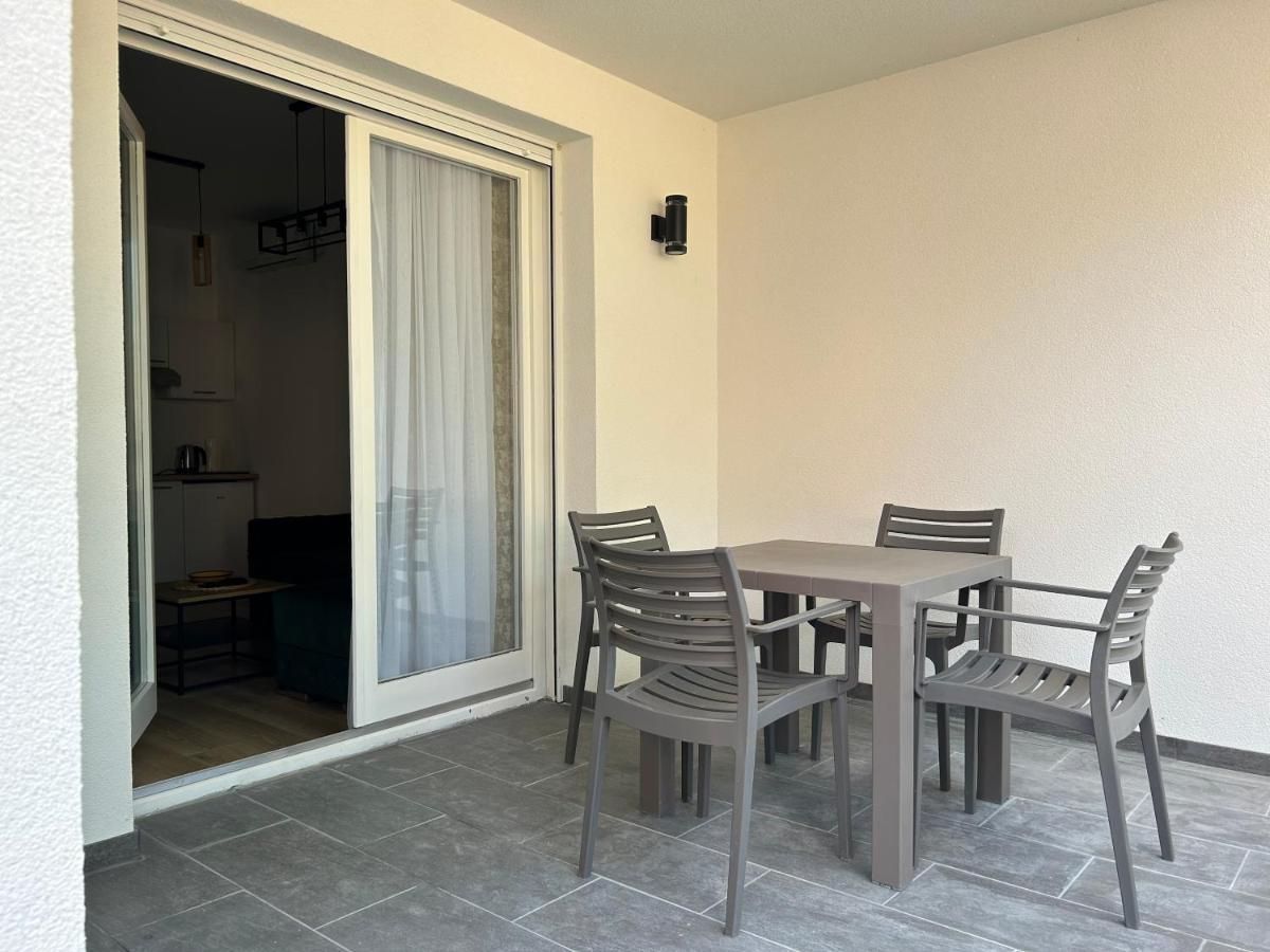 La Casa Apartments 雅戈丁那 外观 照片
