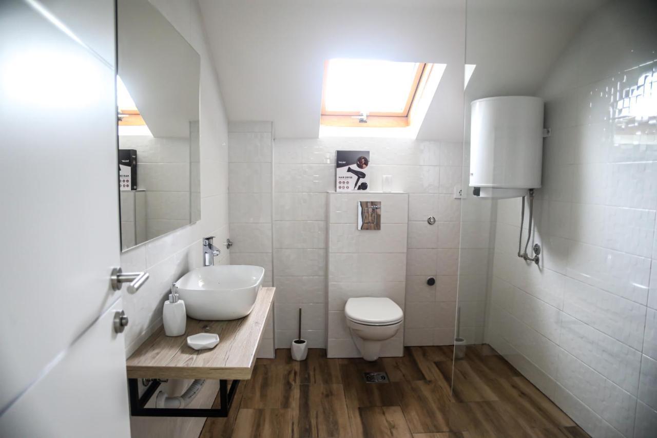 La Casa Apartments 雅戈丁那 外观 照片