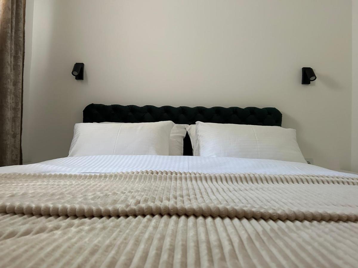 La Casa Apartments 雅戈丁那 外观 照片