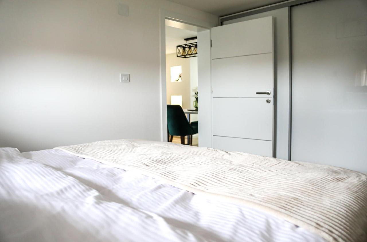La Casa Apartments 雅戈丁那 外观 照片